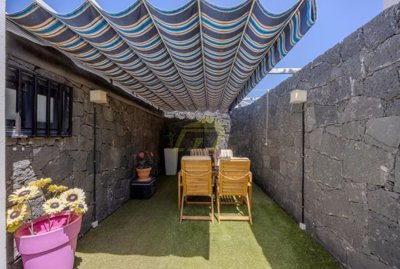 Perfect home in Playa Blanca for sale