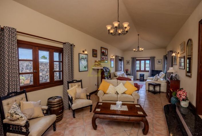 Image No.21-4 Bed Villa for sale