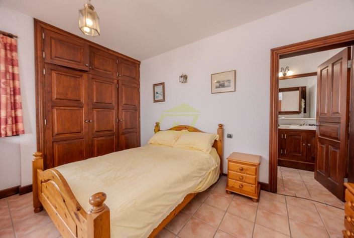 Image No.5-4 Bed Villa for sale