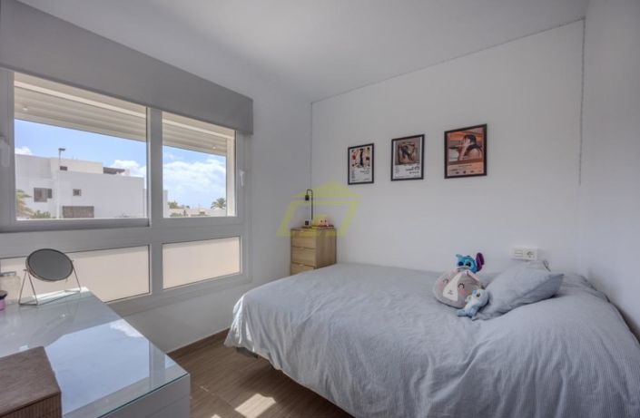 Image No.10-4 Bed Villa for sale