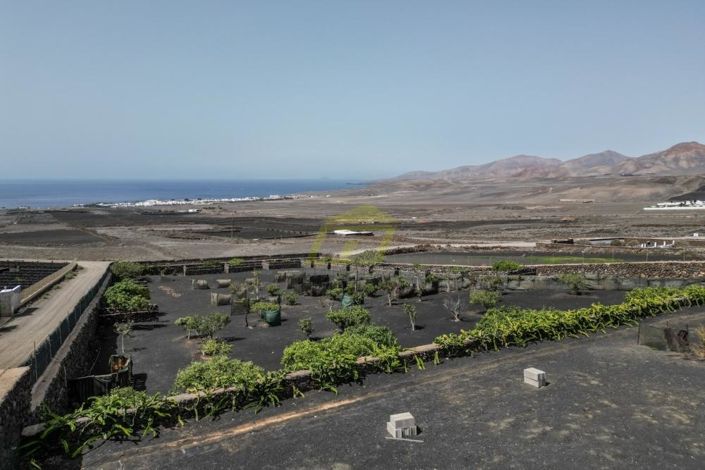 Image No.12-Villa for sale