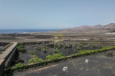 Unique Property with Breathtaking Sea views in Macher