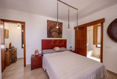 Stylish Playa Blanca retreat  2 bedrooms, 2 bathrooms & private pool