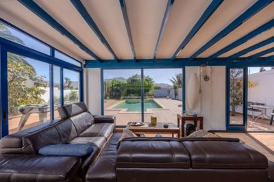 Spacious Playa Blanca villa with pool, guest apartment, and potential.