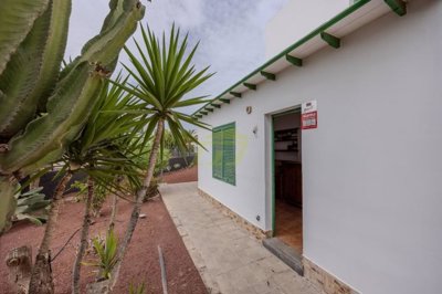 Prime Location 2 Bedroom Apartment in the Heart of Playa Blanca