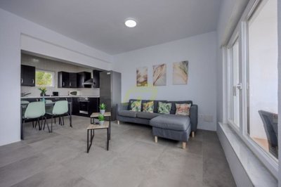 Three units on 4100 m² in Puerto Calero