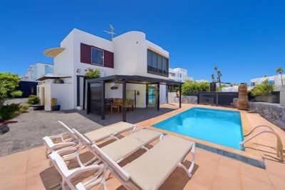 2 bedroom house just 5 miuntes from the beach in Puerto del Carmen