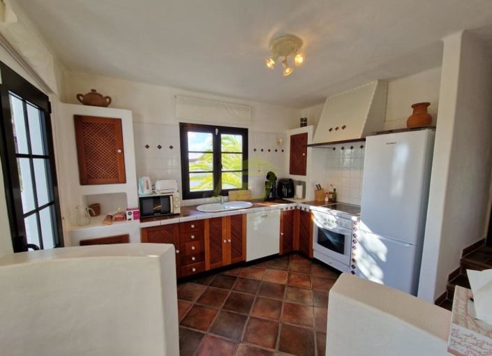 Image No.6-3 Bed Villa for sale