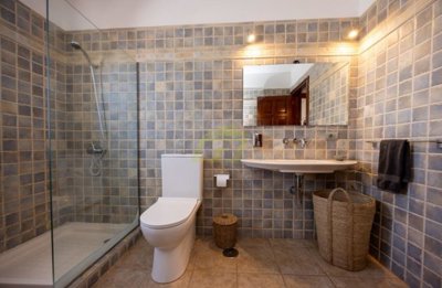 3 Bedroom villa with 2 Bedroom apartment and private pool in Teguise