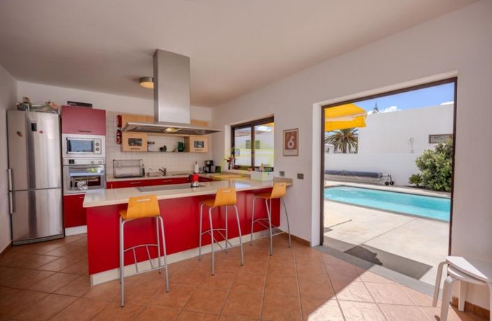 Image No.4-Villa de 5 chambres à vendre à Teguise