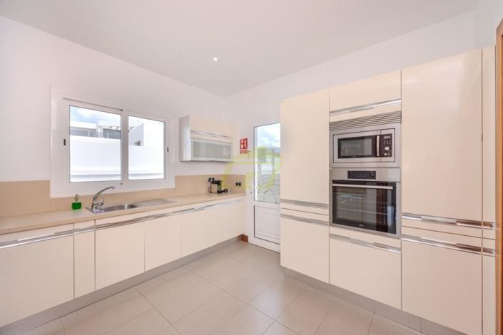 Image No.15-5 Bed Villa for sale