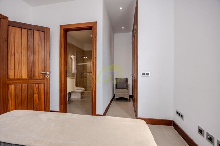 Image No.19-5 Bed Villa for sale