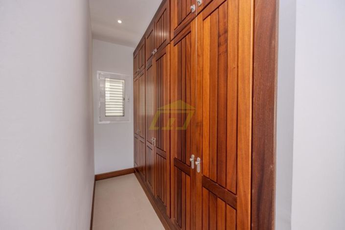 Image No.22-5 Bed Villa for sale