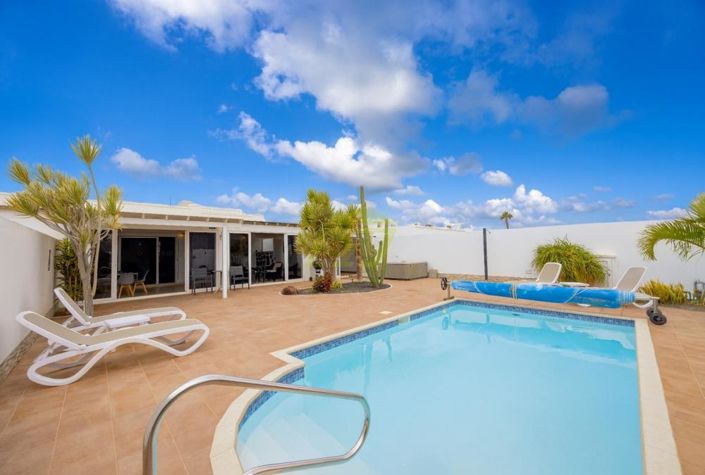 Image No.1-Villa de 3 chambres à vendre à Playa Blanca