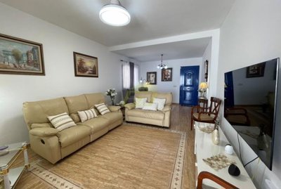 3 bedroom property for sale in Playa Blanca