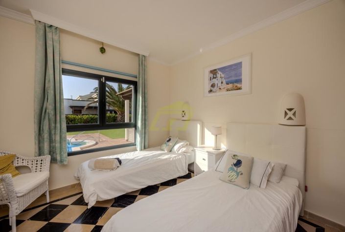 Image No.14-2 Bed Villa for sale