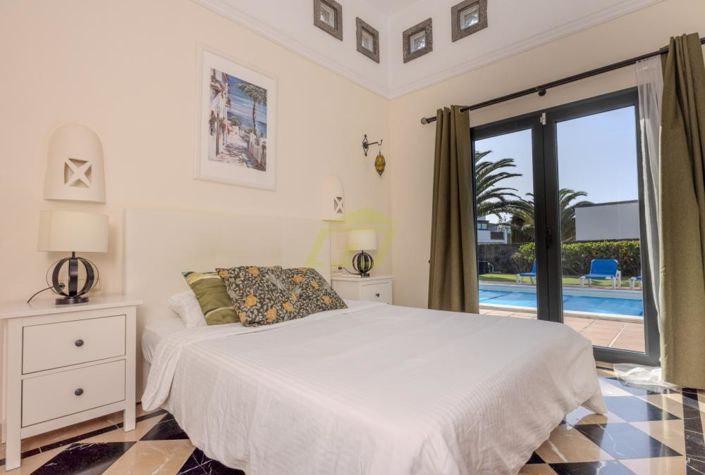Image No.4-Villa de 2 chambres à vendre à Playa Blanca