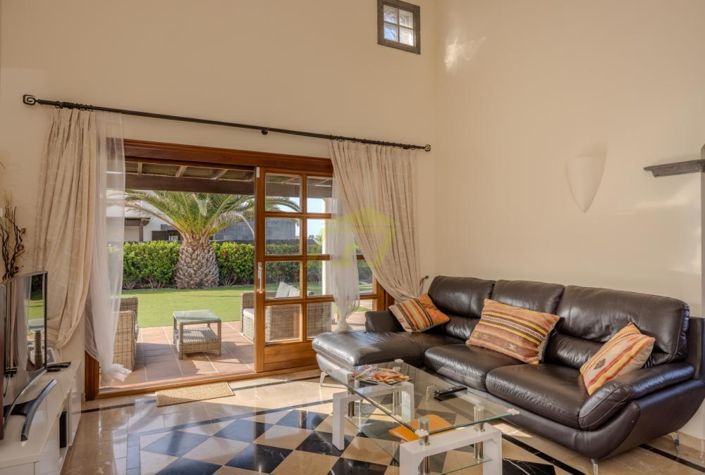 Image No.5-2 Bed Villa for sale