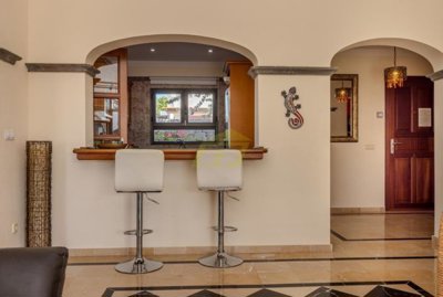 Charming 2 bedroom home with mature gardens and pool in Playa Blanca