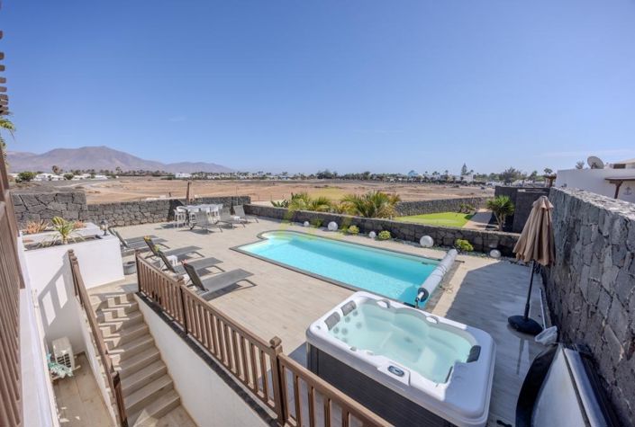 Image No.21-5 Bed Villa for sale