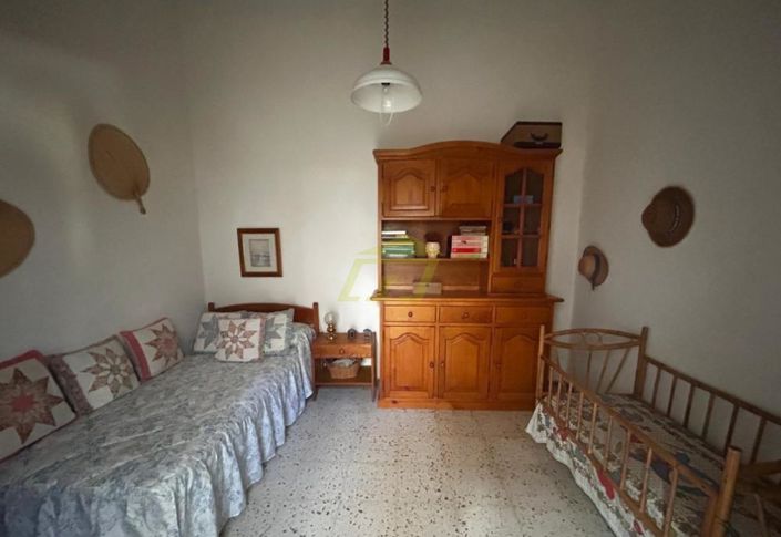 Image No.7-5 Bed Villa for sale