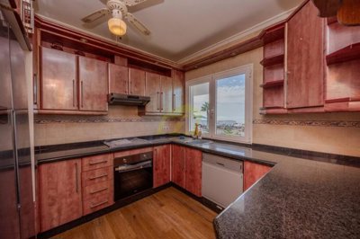 Charming 3 Bed Duplex with Sea & Mountain Views in Tías