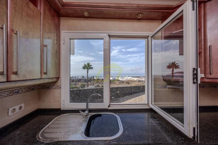 Image No.7-3 Bed Villa for sale