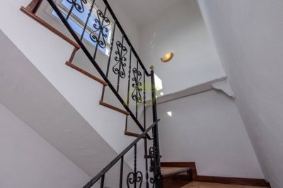 Charming 3 Bed Duplex with Sea & Mountain Views in Tías