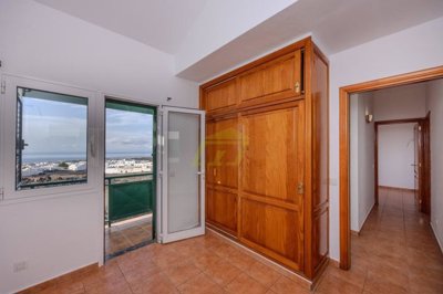 Charming 3 Bed Duplex with Sea & Mountain Views in Tías