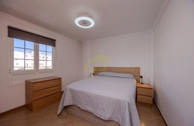 Great city 2 bedroom 1 bathroom apartment with upper balcony in Arrecife