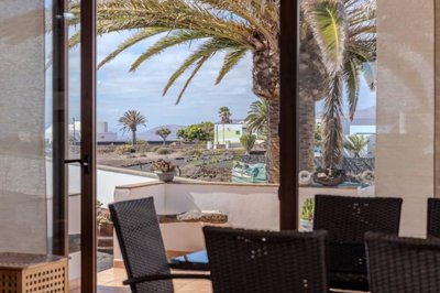 Detached 3 Bedroom Villa in Tias with Sea Views