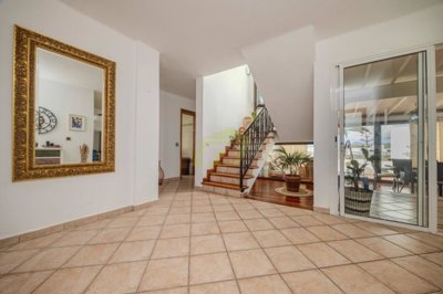 Detached 3 Bedroom Villa in Tias with Sea Views