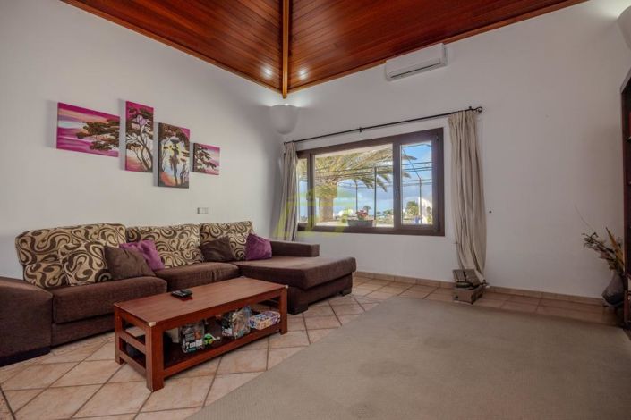 Image No.9-3 Bed Villa for sale