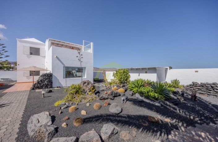 Image No.2-Villa de 2 chambres à vendre à Lanzarote