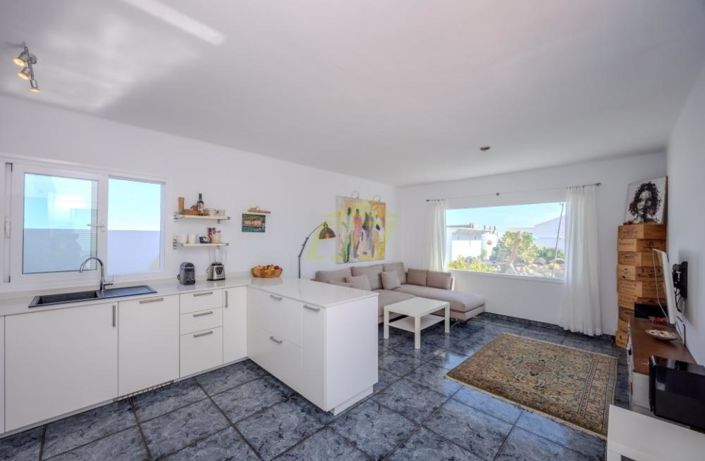 Image No.3-2 Bed Villa for sale