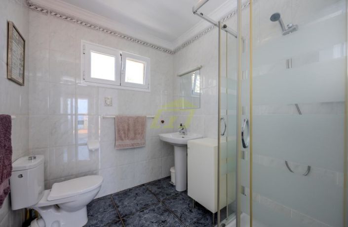 Image No.7-2 Bed Villa for sale