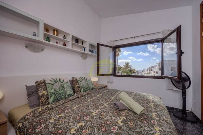 Image No.4-2 Bed Villa for sale