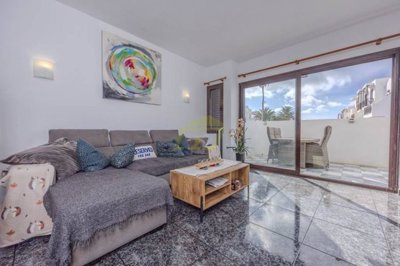 Bright 2 Bed Duplex with Terrace in Prime Playa Honda