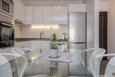 Immaculate property with two independent apartments in Playa Blanca