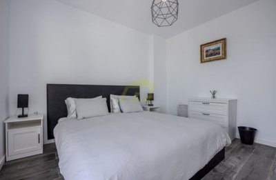 Fully renovated 3 bedroom family home in central Costa Teguise