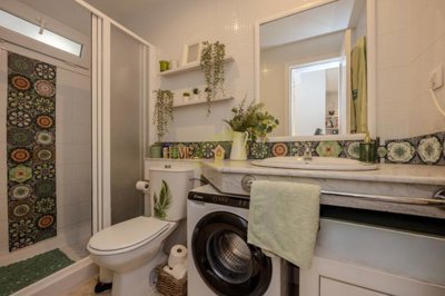 Incredible 1 bedroom 1 bathroom apartment in popular complex in Matagorda