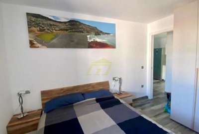 2 bedroom, 2 bathroom apartment for sale in Playa Blanca