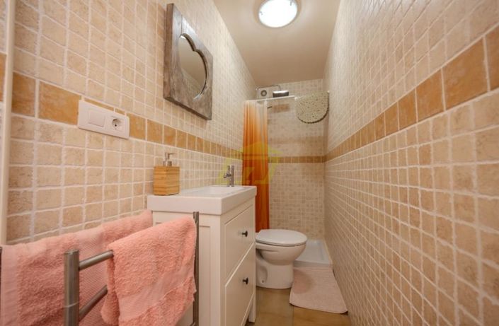 Image No.12-2 Bed Apartment for sale