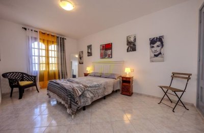 Beautifull 1 bedroom Apartment with communal pool
