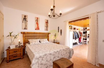 Beautiful 3 bedroom, 2 bathroom villa in Costa Teguise