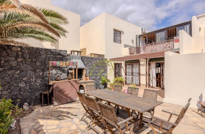 Image No.2-Villa de 3 chambres à vendre à Costa Teguise