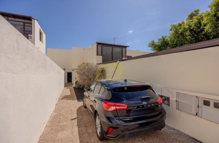 Image No.24-3 Bed Villa for sale