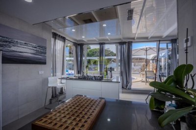 Spacious Family Villa with Independent Apartment in Tías