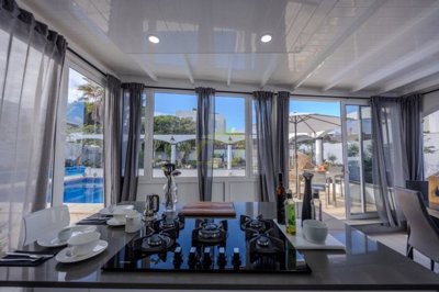 Spacious Family Villa with Independent Apartment in Tías