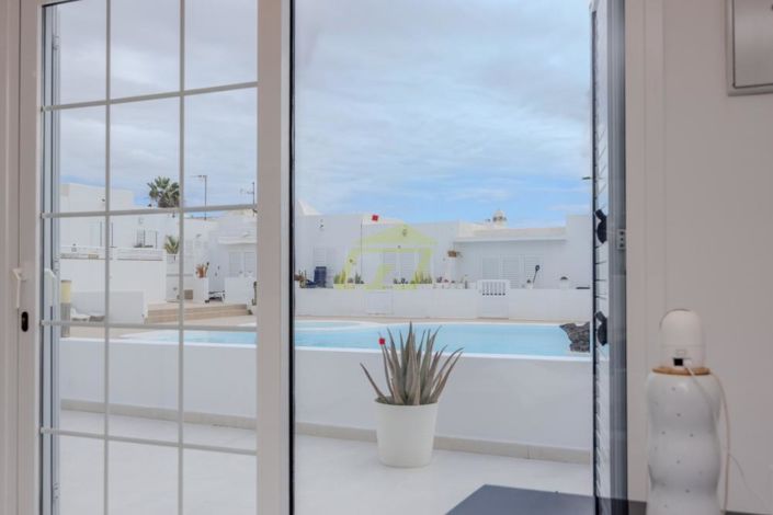 Image No.17-2 Bed Apartment for sale